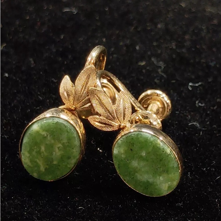 Vintage Van Dell 12k Gold Filled Green Nephrite Screw Back Earrings